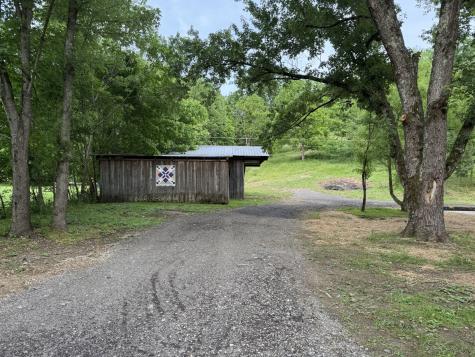 2810 Lick Creek Road Hartsville TN 37074