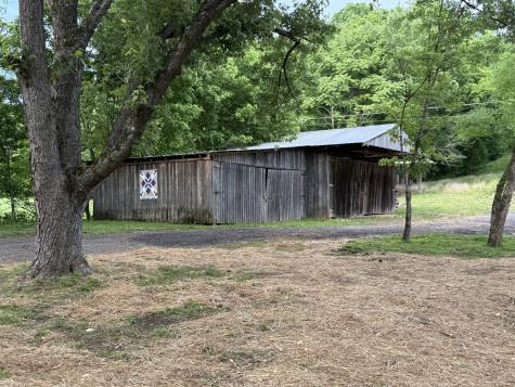 2810 Lick Creek Road Hartsville TN 37074
