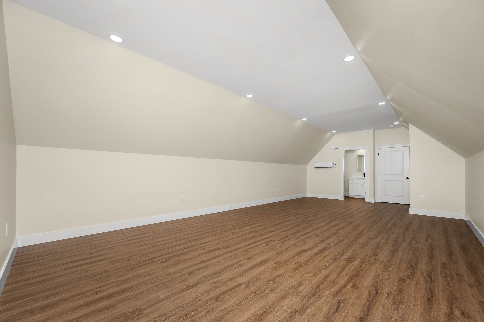 2022 Country Club Drive Tullahoma TN 37388