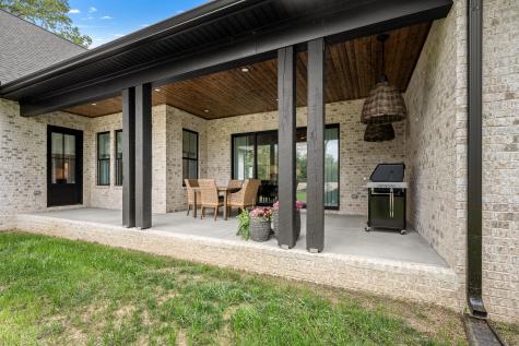 2022 Country Club Drive Tullahoma TN 37388