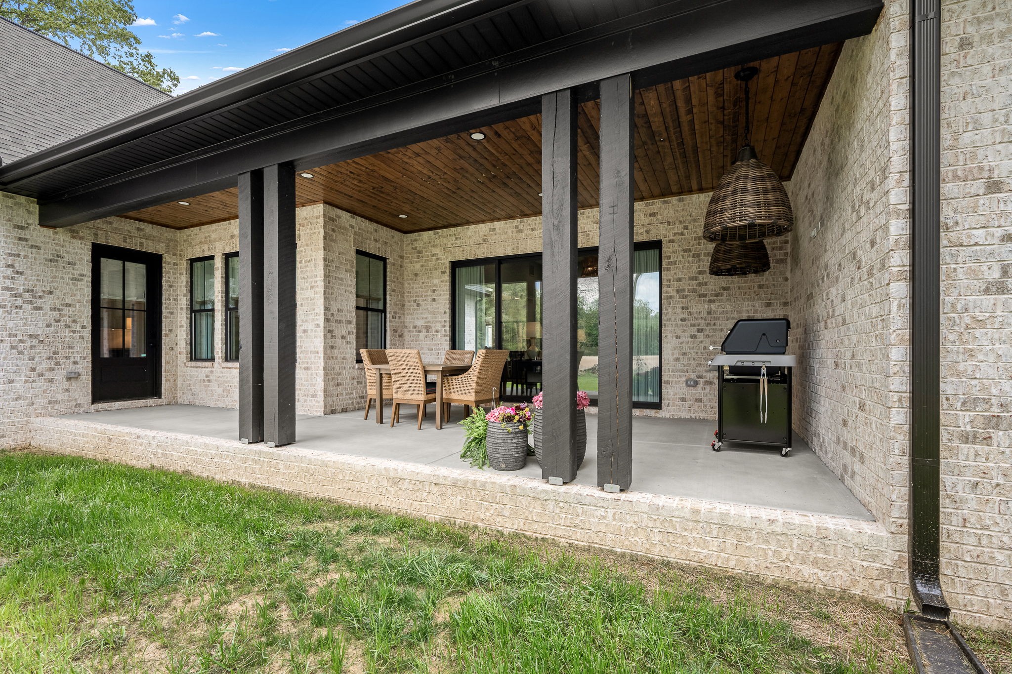 2022 Country Club Drive Tullahoma TN 37388