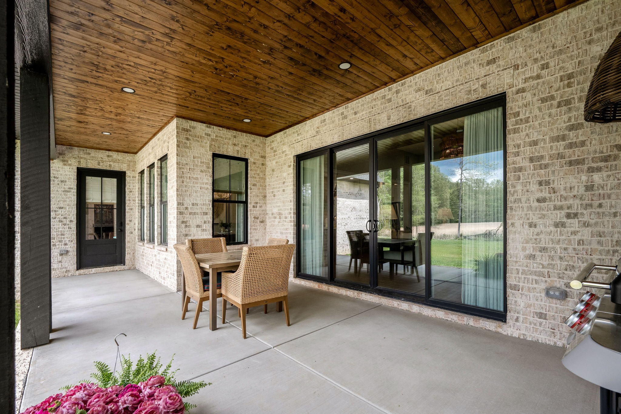 2022 Country Club Drive Tullahoma TN 37388