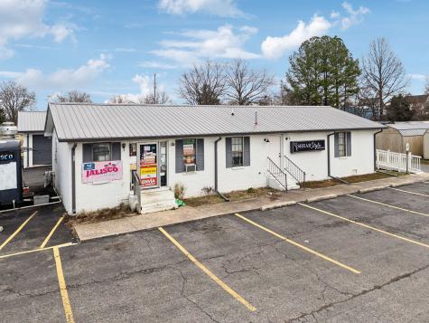 457 N Broadway Portland TN 37148