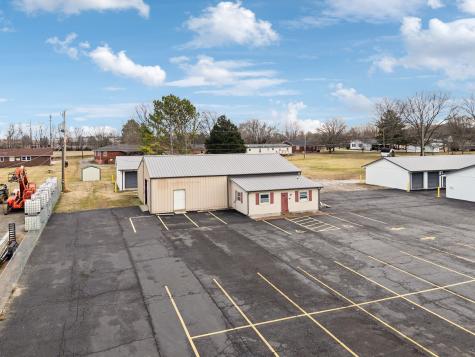 457 N Broadway Portland TN 37148