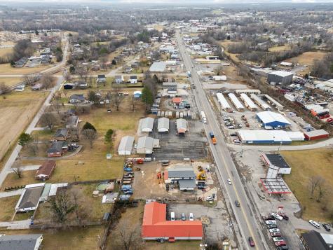 457 N Broadway Portland TN 37148