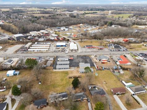 457 N Broadway Portland TN 37148