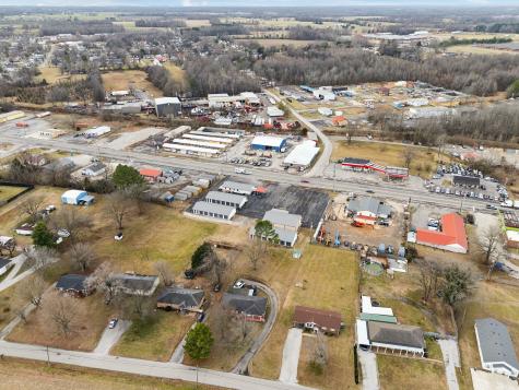 457 N Broadway Portland TN 37148