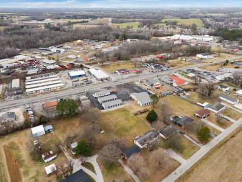 457 N Broadway Portland TN 37148