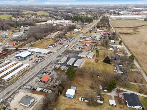 457 N Broadway Portland TN 37148
