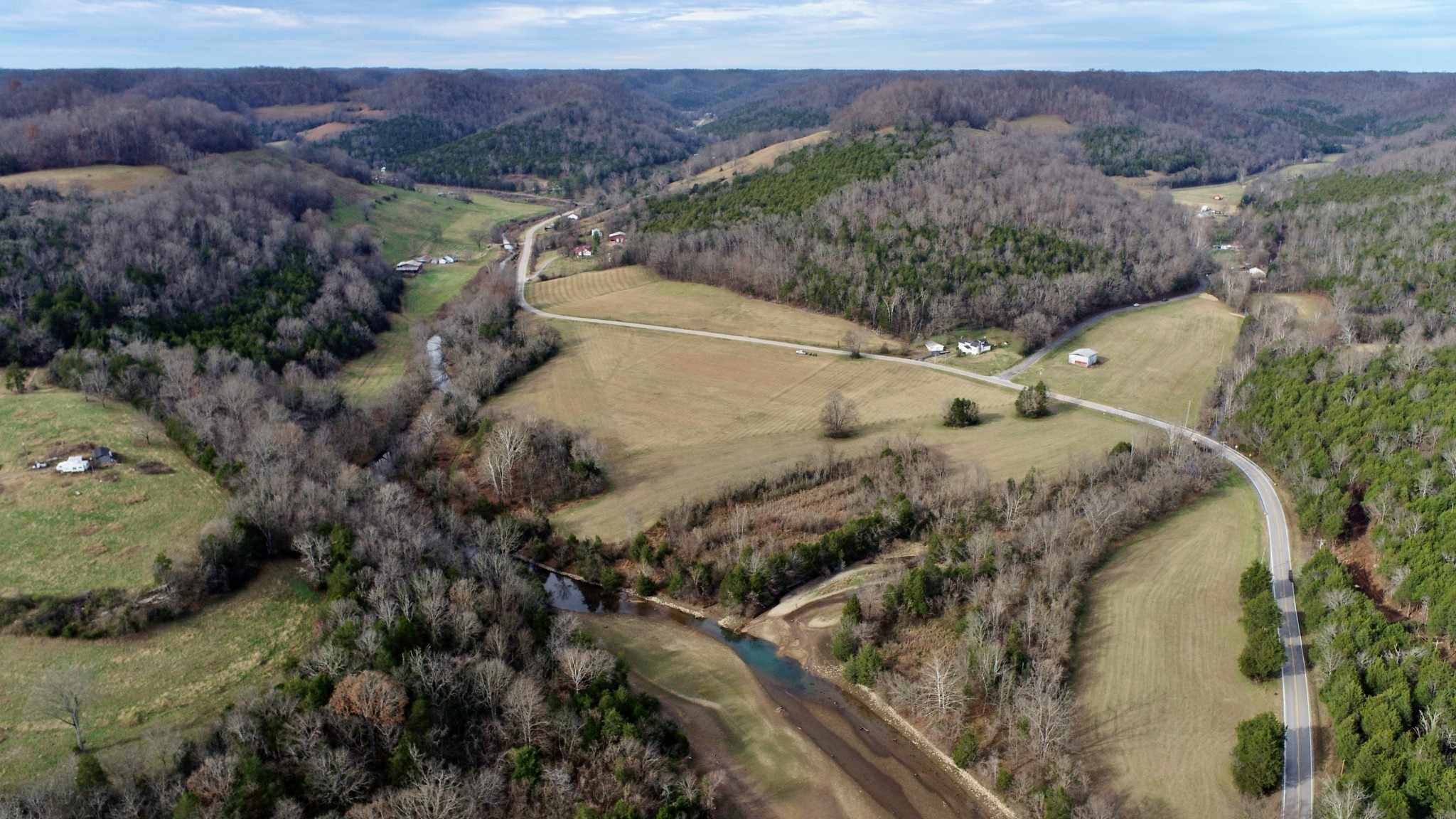 929 Wartrace Highway Pleasant Shade TN 37145