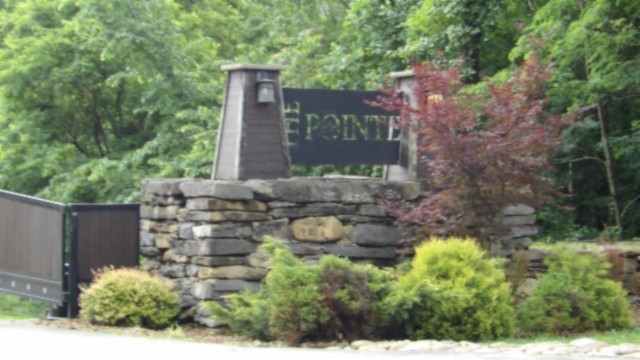 17 D Crappie Lane Hilham TN 38568