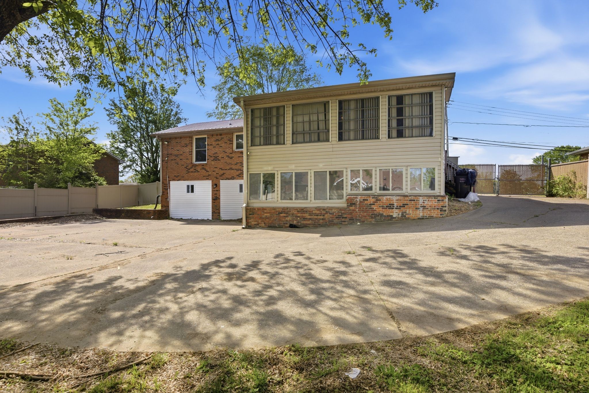335 Cunningham Lane Clarksville TN 37042