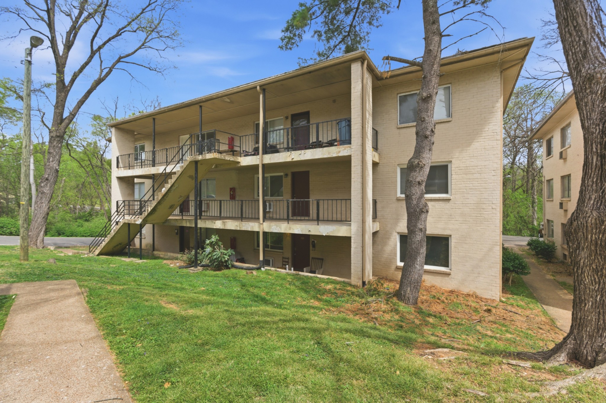550 Harding Place Nashville TN 37211