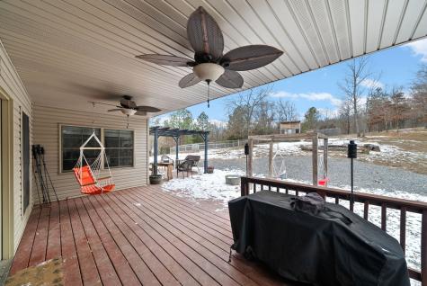15843 South Road Cadiz KY 42211