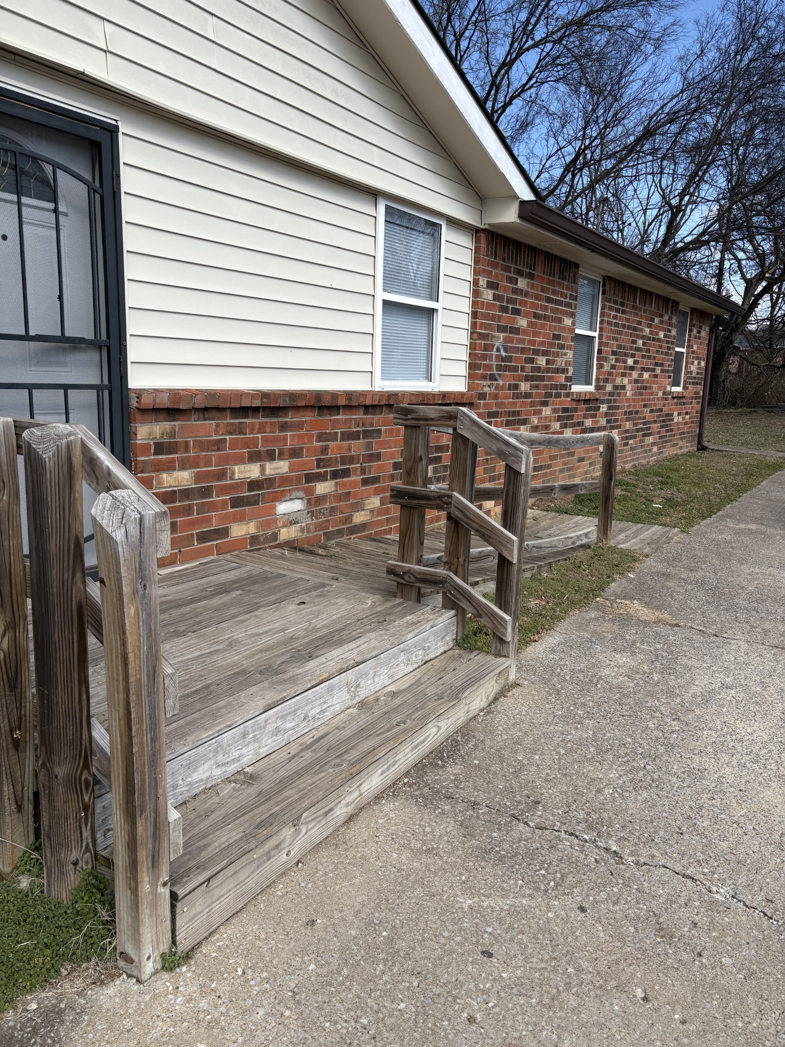 809 Brickmont Court Nashville TN 37207