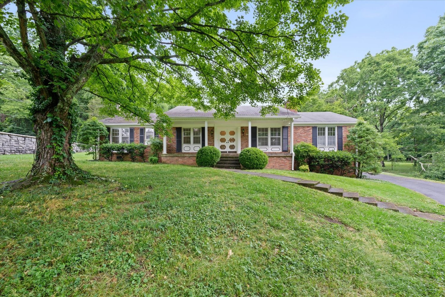 7970 Hooten Hows Road Nashville TN 37221
