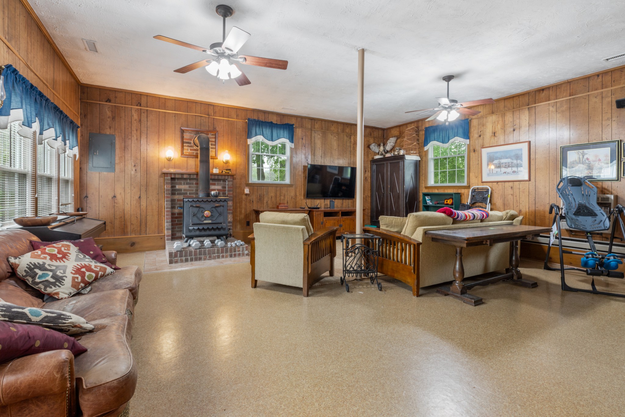 103 Forrest Hills Drive Dickson TN 37055