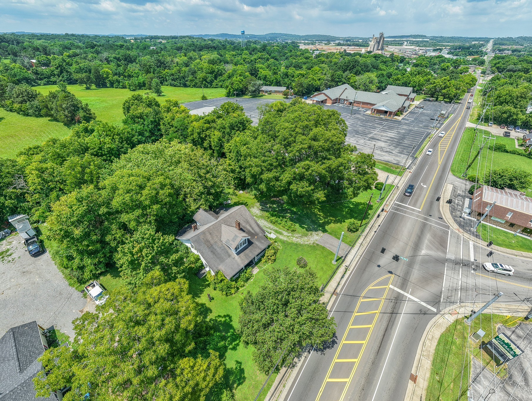 266 Old Nashville Highway La Vergne TN 37086