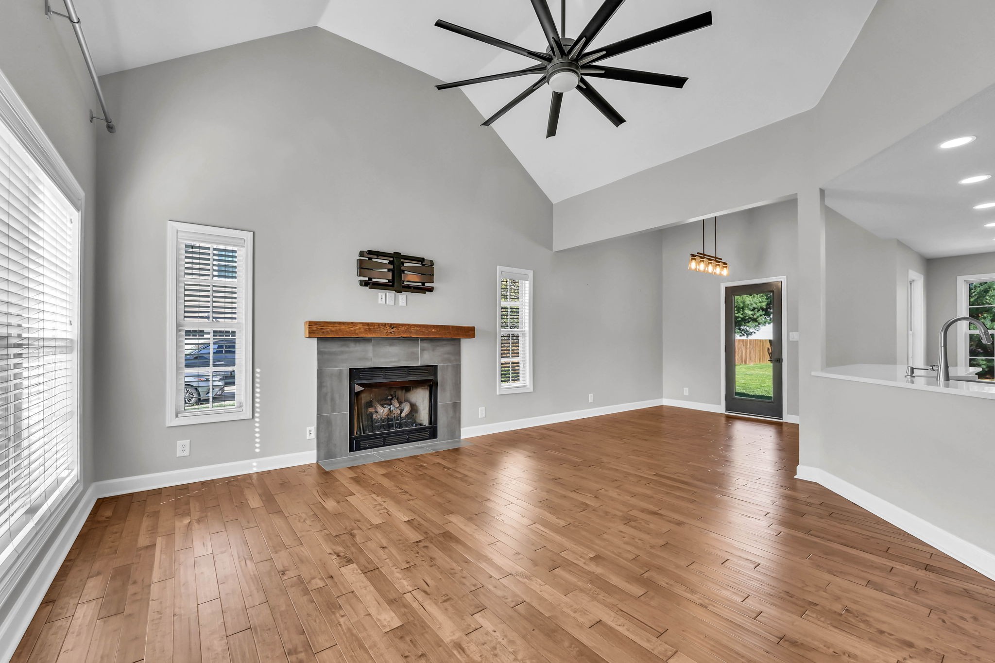 1267 Everwood Drive Ashland City TN 37015