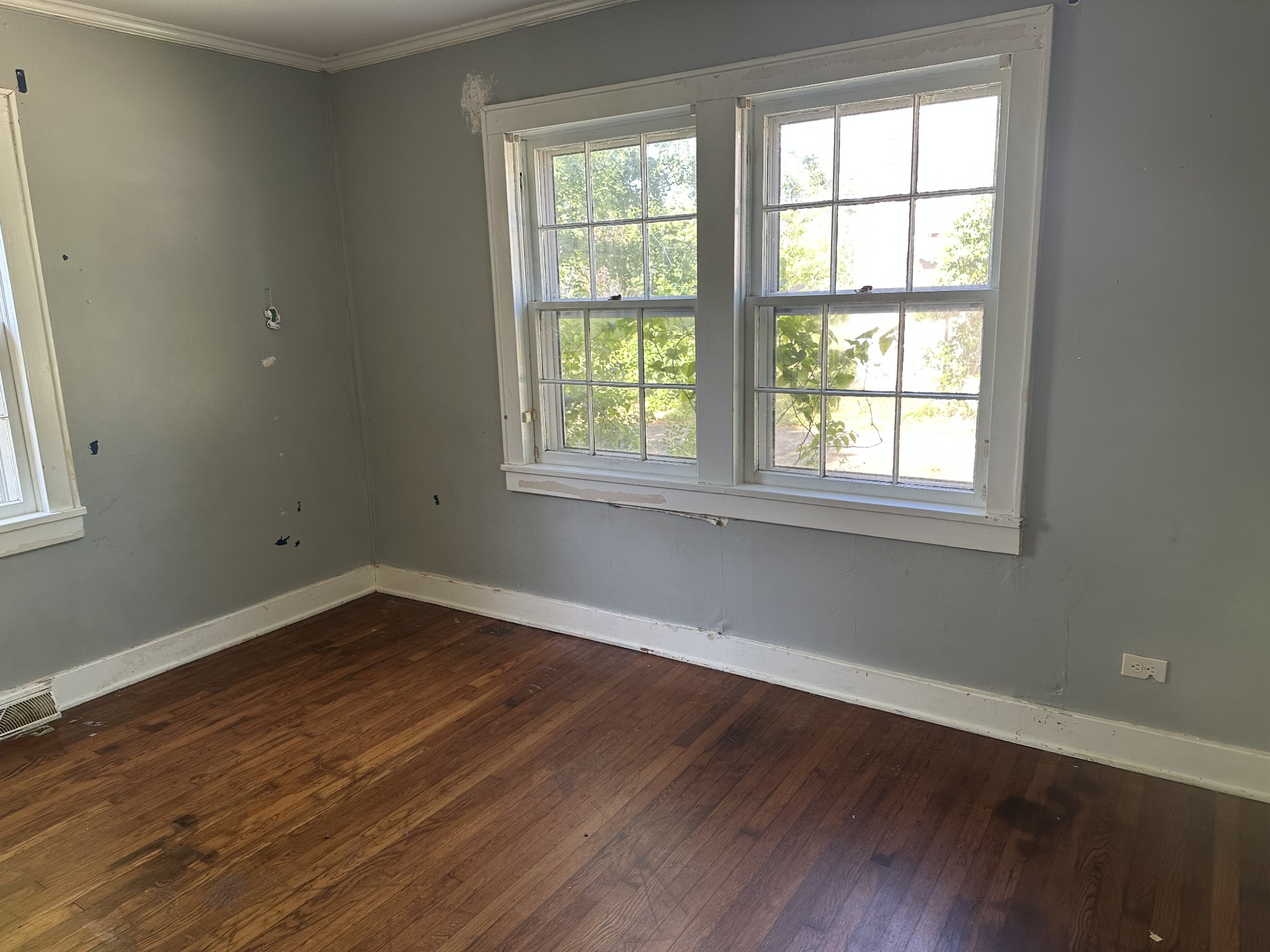 1111 S Brittain Street Shelbyville TN 37160