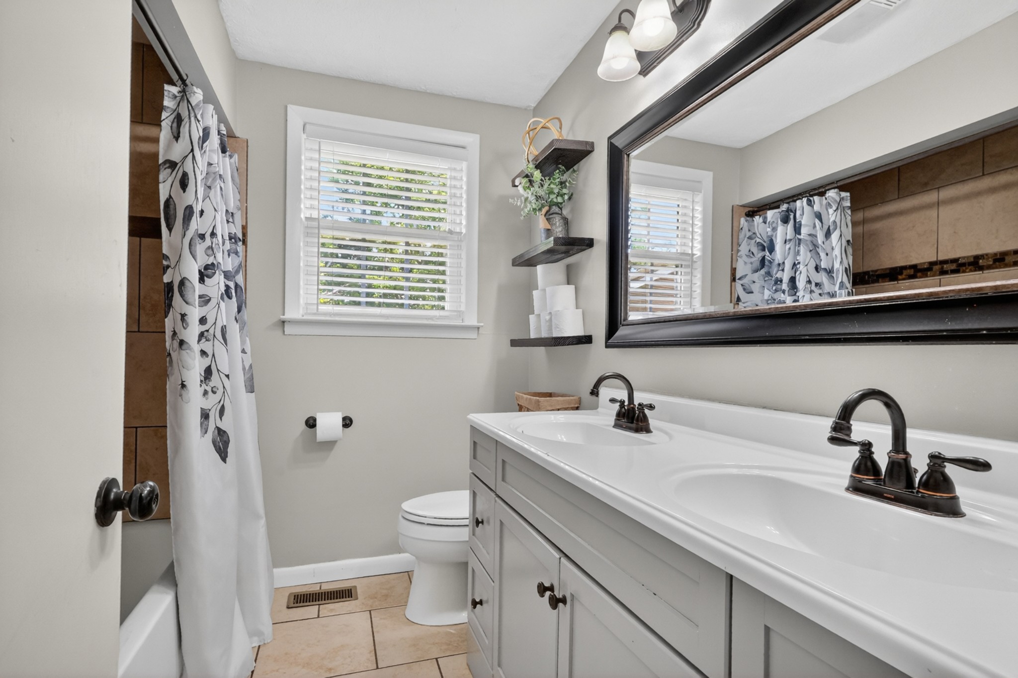 272 Wessington Pl, N Hendersonville TN 37075