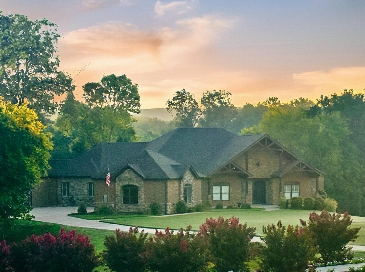 7020 Clarissa Drive Ooltewah TN 37363