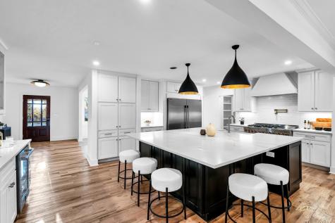 818 Bresslyn Road Nashville TN 37205