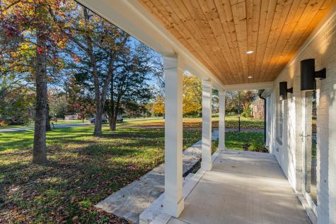 818 Bresslyn Road Nashville TN 37205
