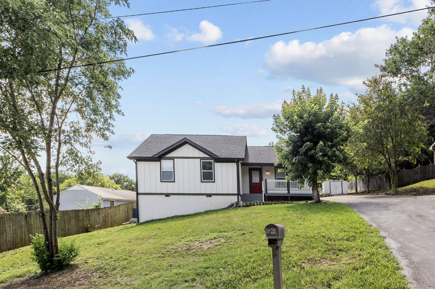 247 Savely Drive Hendersonville TN 37075