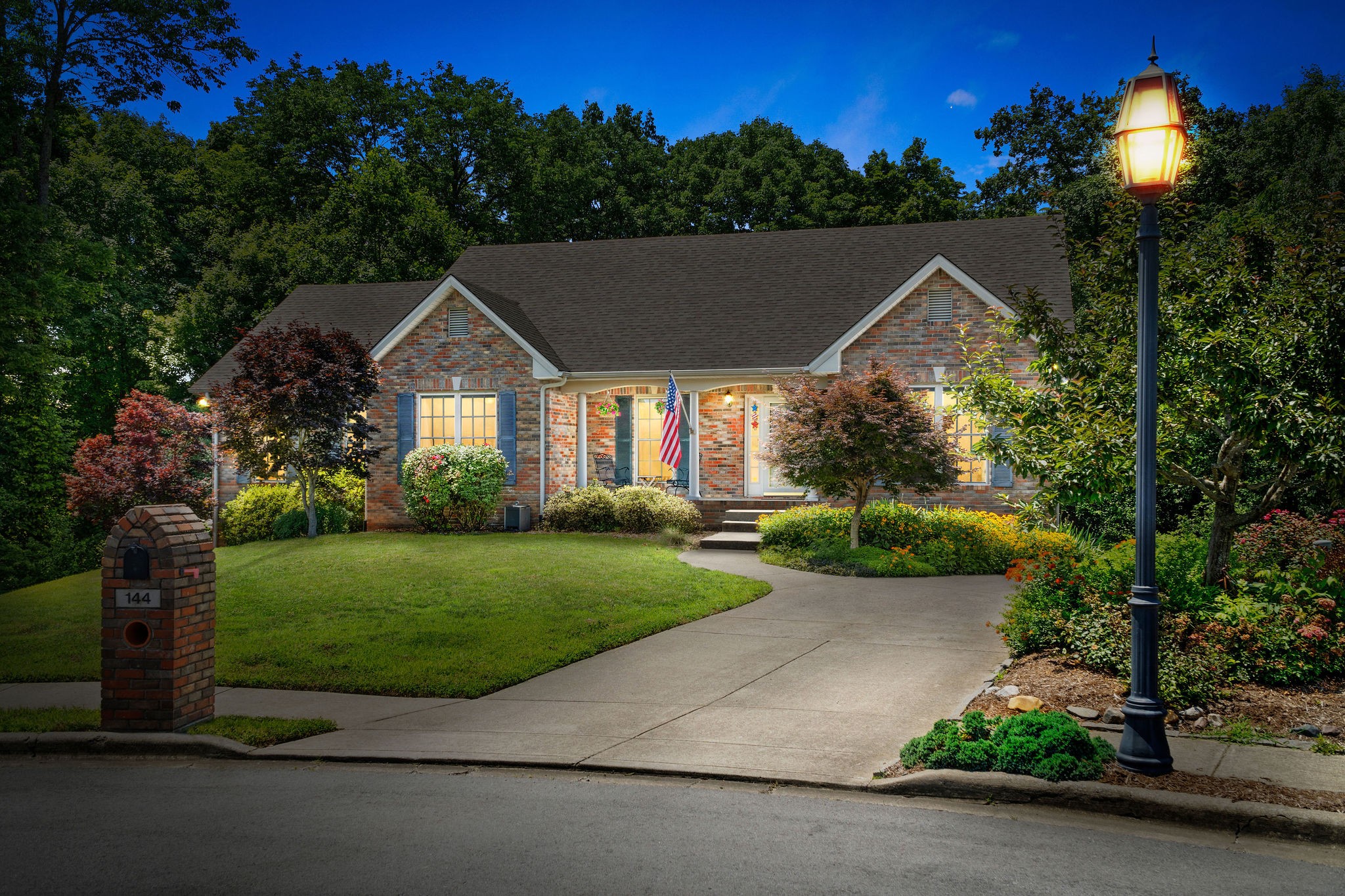 144 Hartford Court Clarksville TN 37043
