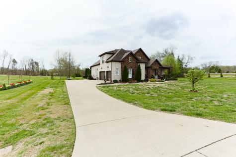1700 Zevon Court Spring Hill TN 37174