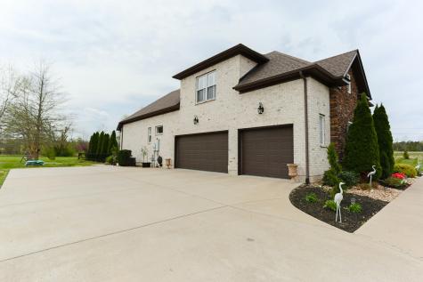 1700 Zevon Court Spring Hill TN 37174