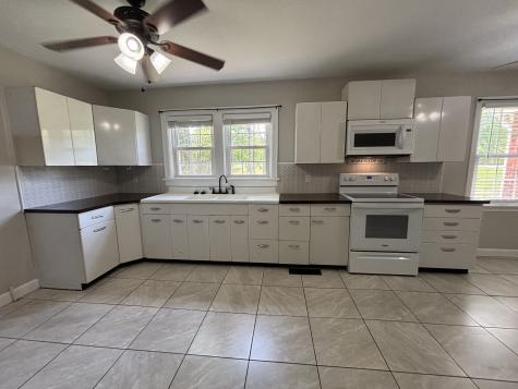 980 Highway 50 Centerville TN 37033