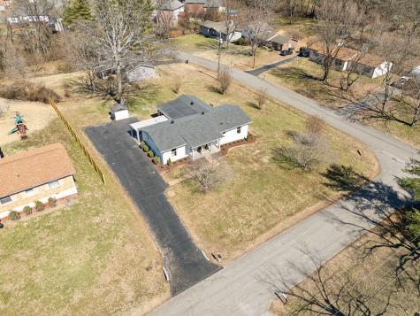 100 Crossroad Drive Hendersonville TN 37075