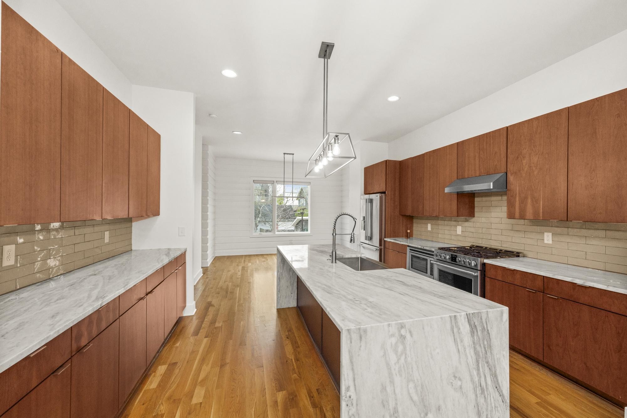 1428 12th Ave, S Nashville TN 37203