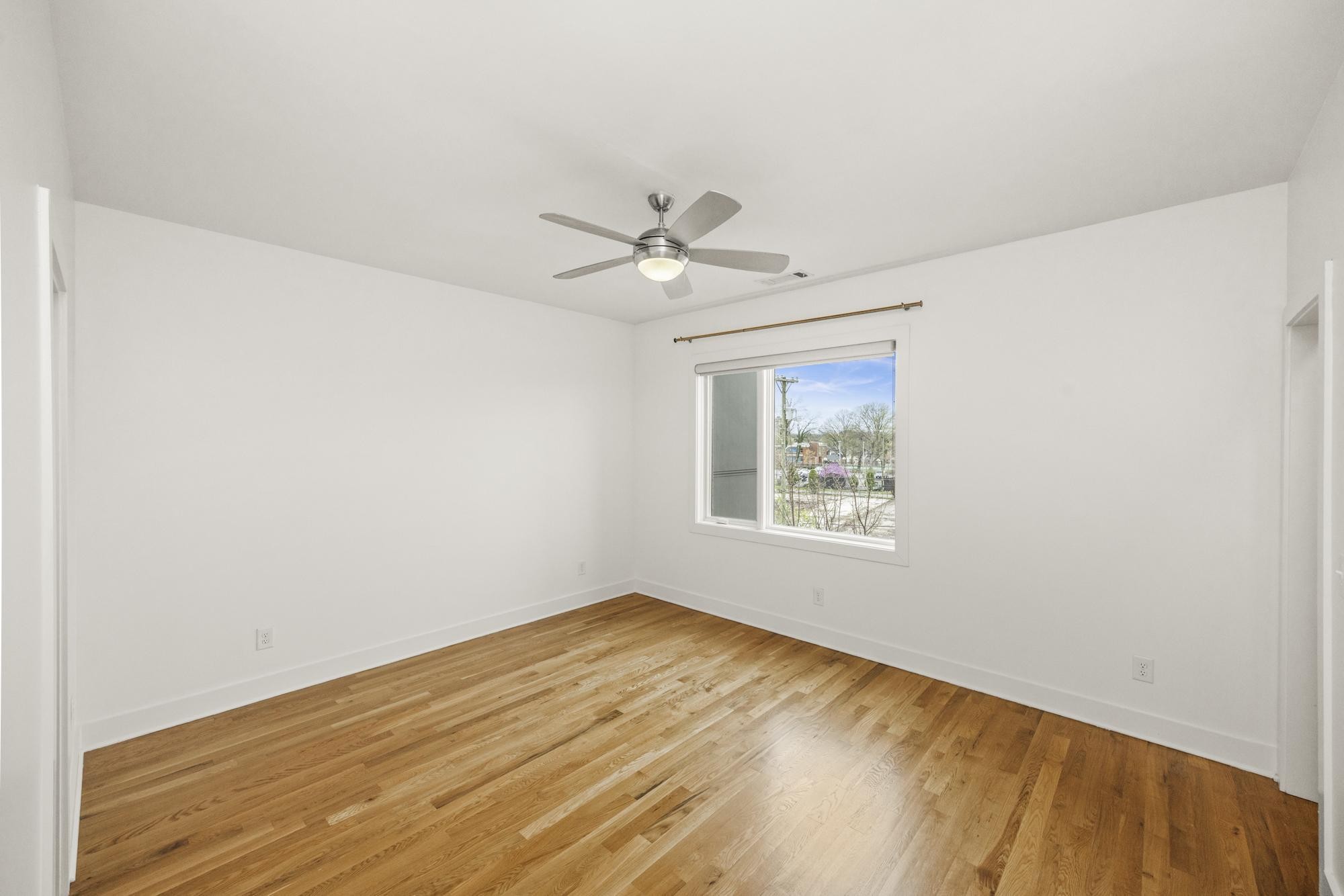 1428 12th Ave, S Nashville TN 37203