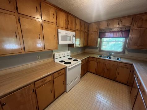 1619 Railroad Bed Road Collinwood TN 38450