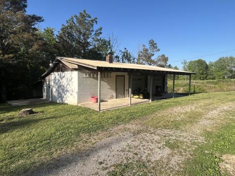 1619 Railroad Bed Road Collinwood TN 38450