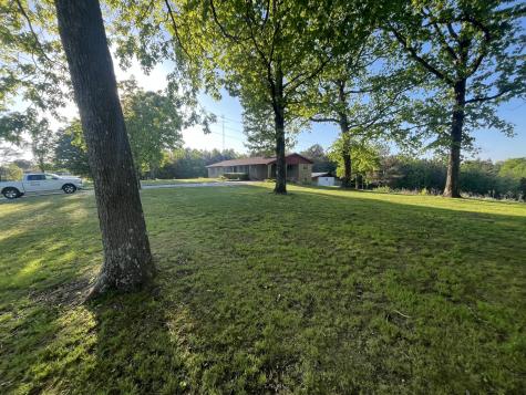 1619 Railroad Bed Road Collinwood TN 38450