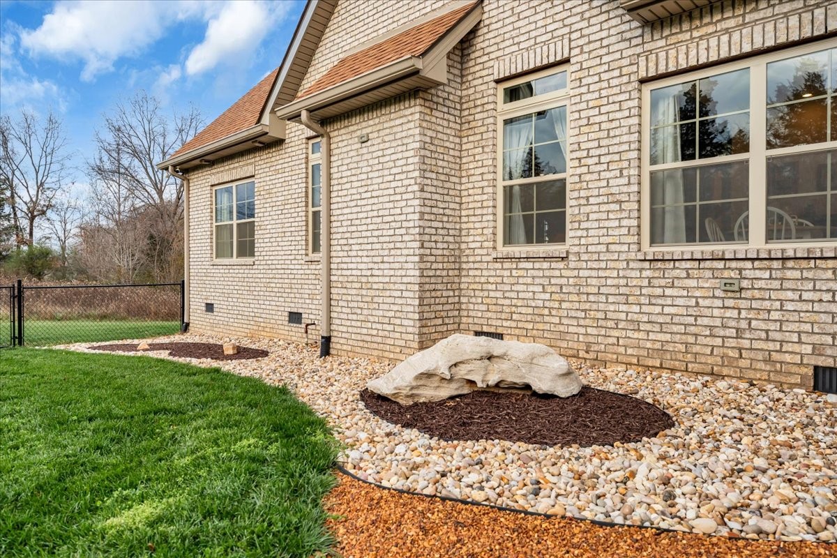 3512 Ashland City Road Clarksville TN 37043