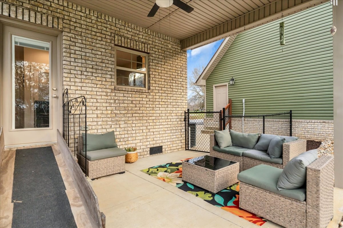 3512 Ashland City Road Clarksville TN 37043