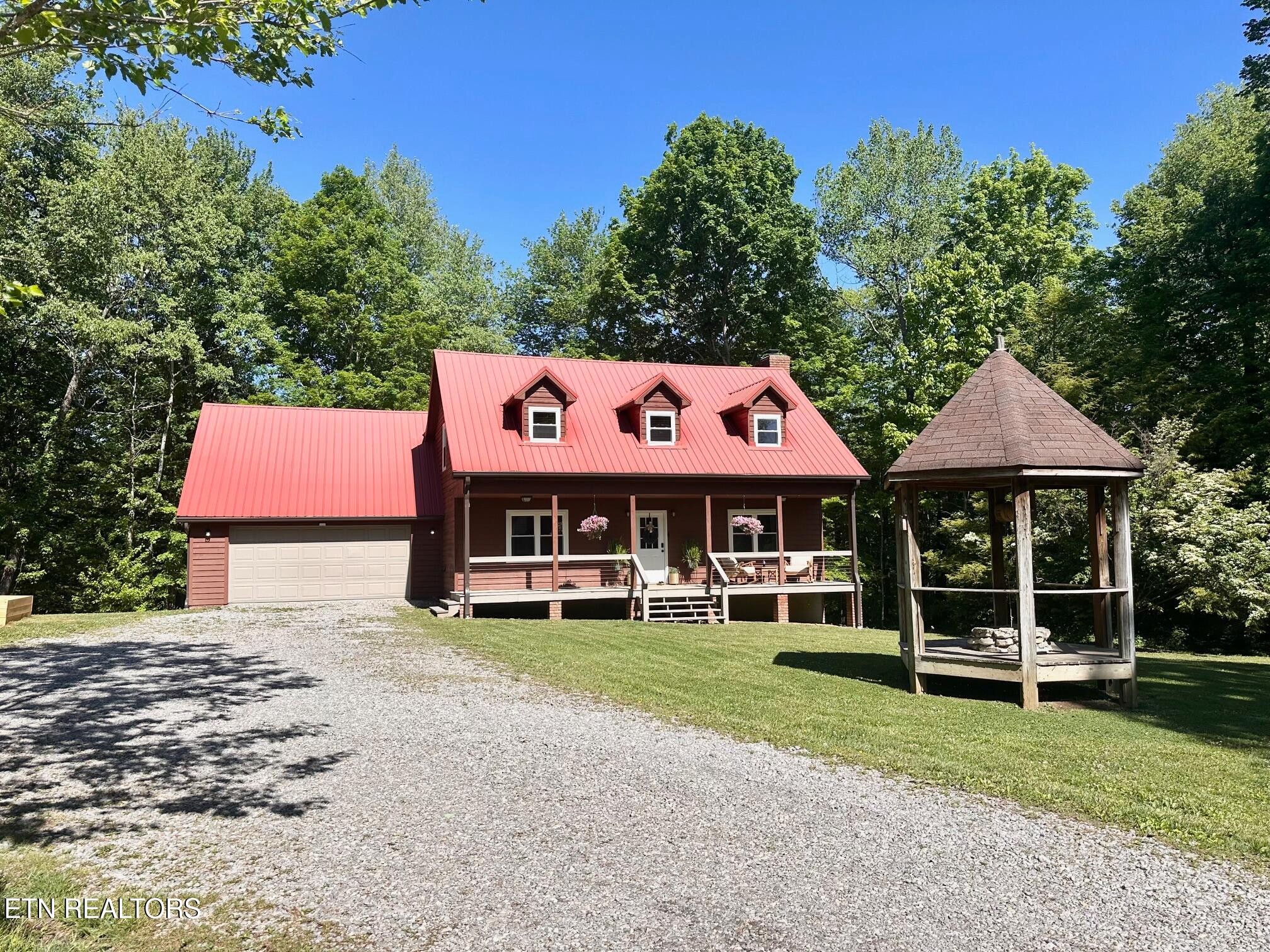 320 Reed Place Monterey TN 38574