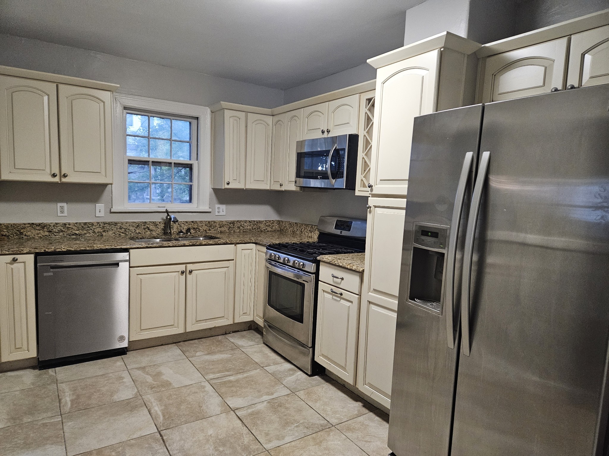 1408 King Hollands Avenue Nashville TN 37212