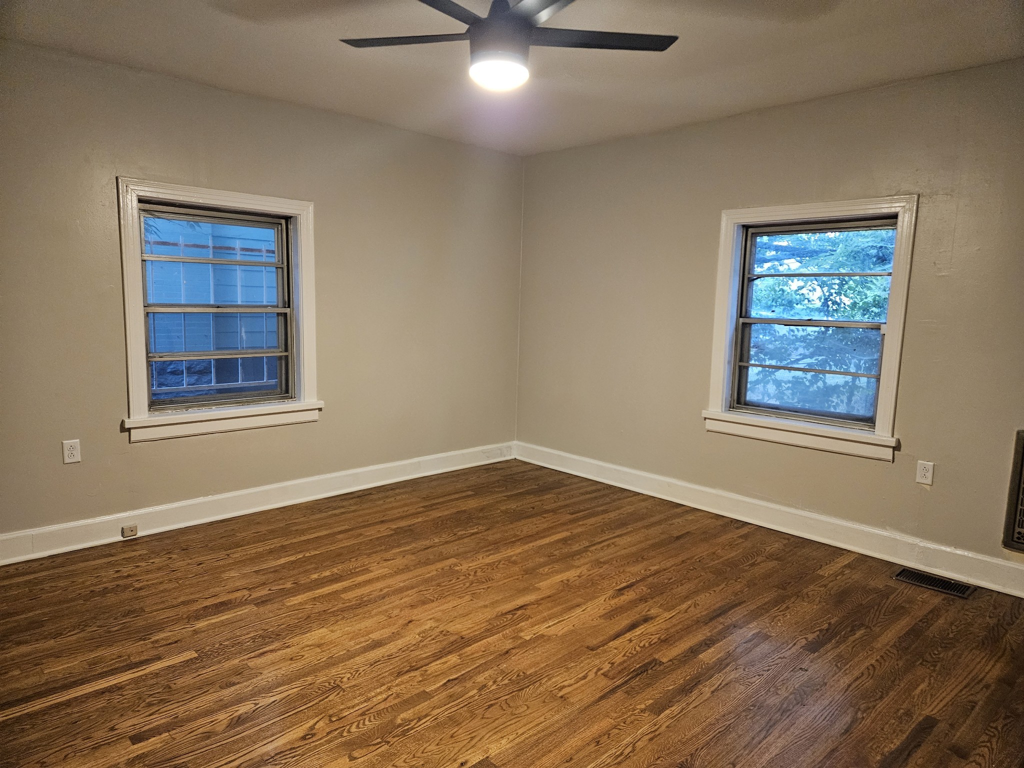 1408 King Hollands Avenue Nashville TN 37212
