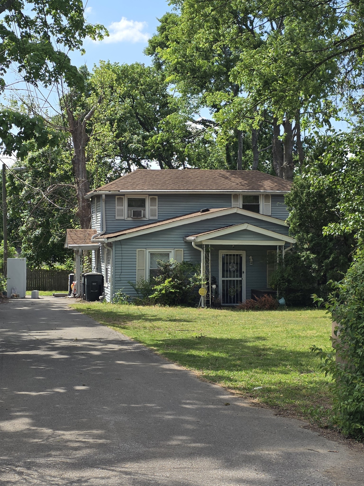 Nashville TN, 1622 Northview Avenue