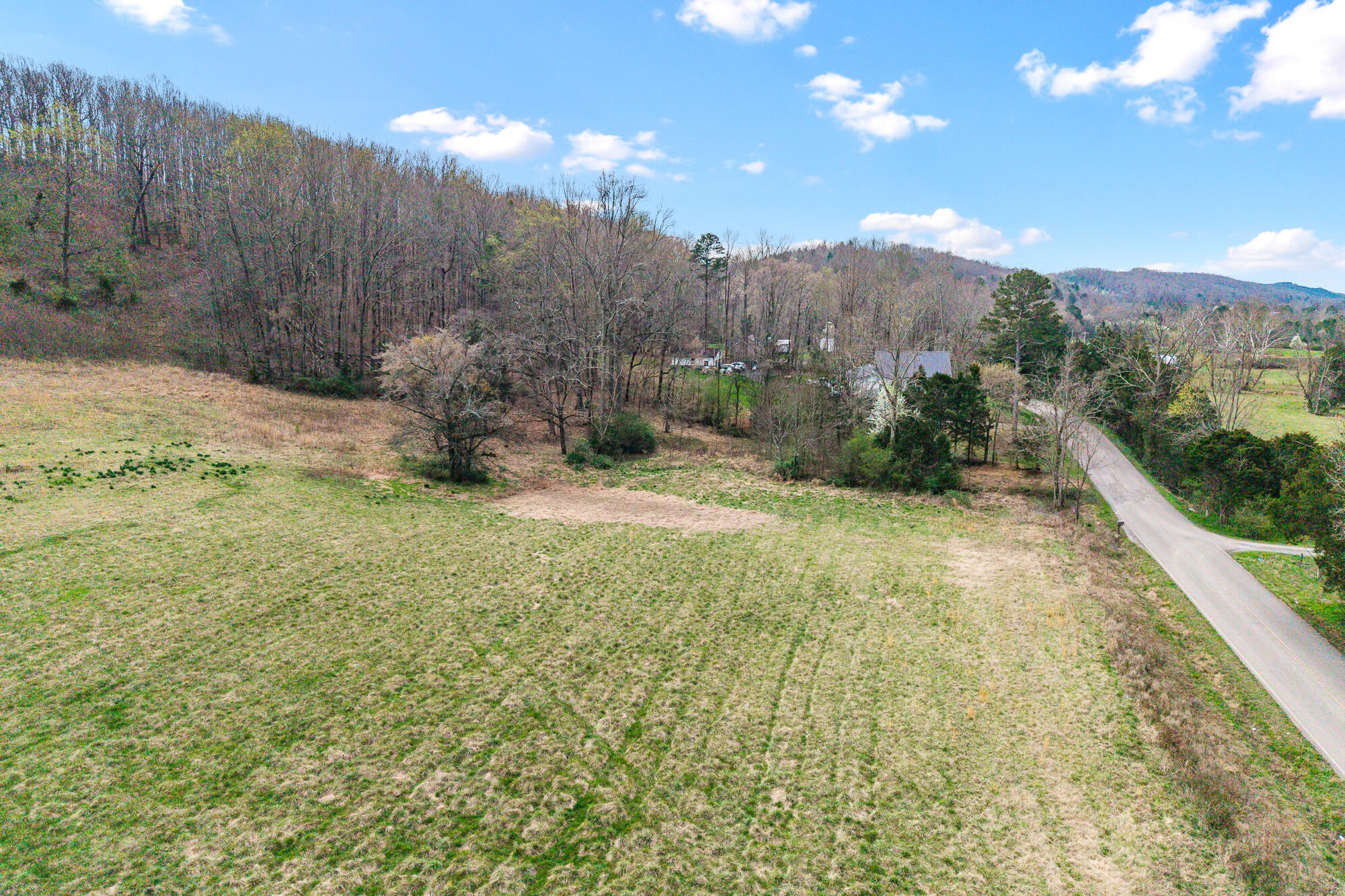 8 N Nopone Valley Road Decatur TN 37322