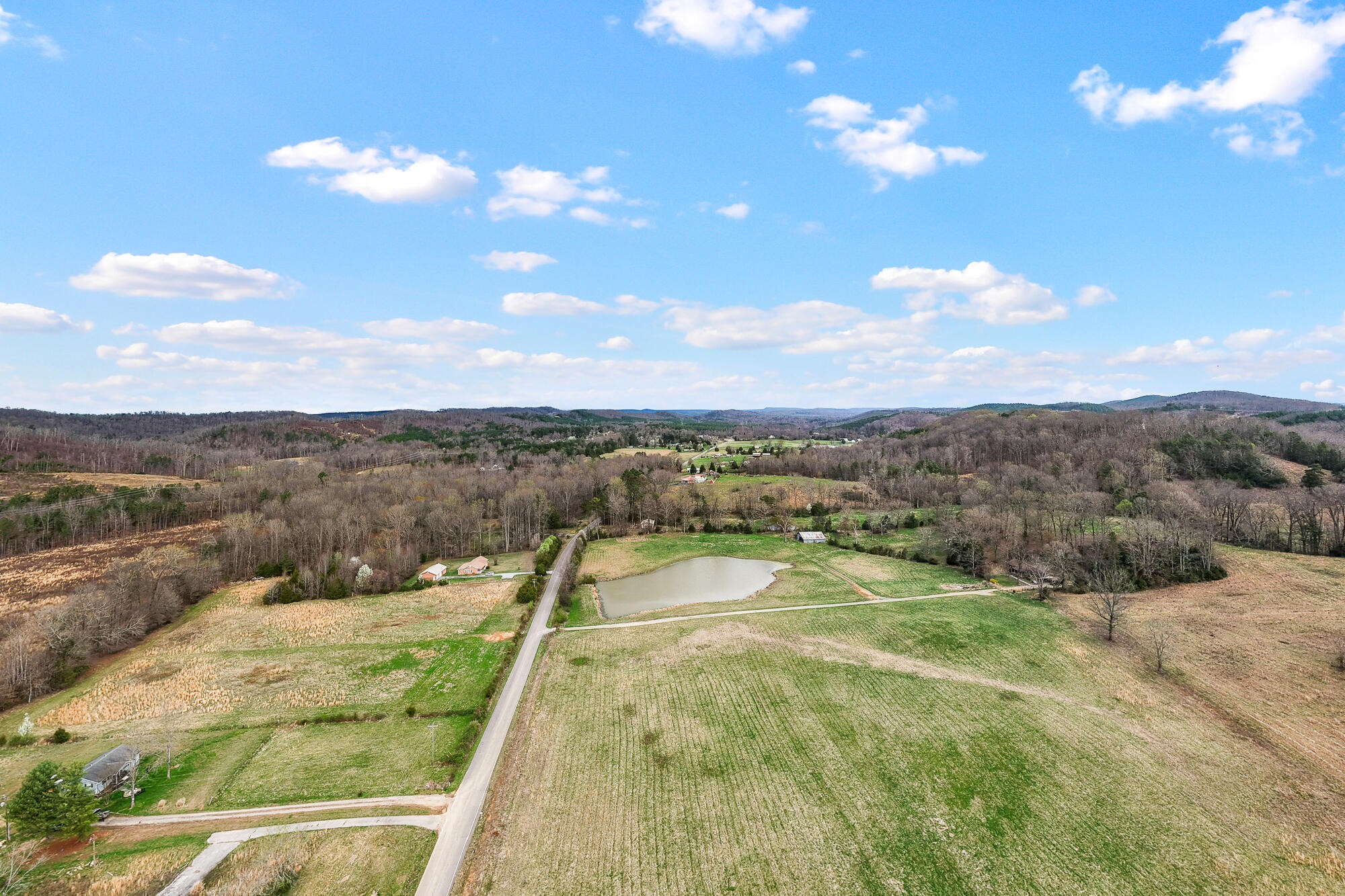 8 N Nopone Valley Road Decatur TN 37322