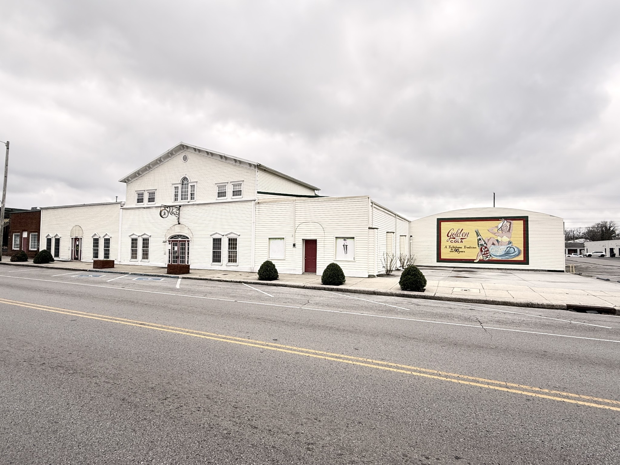 225 NW Atlantic Street Tullahoma TN 37388