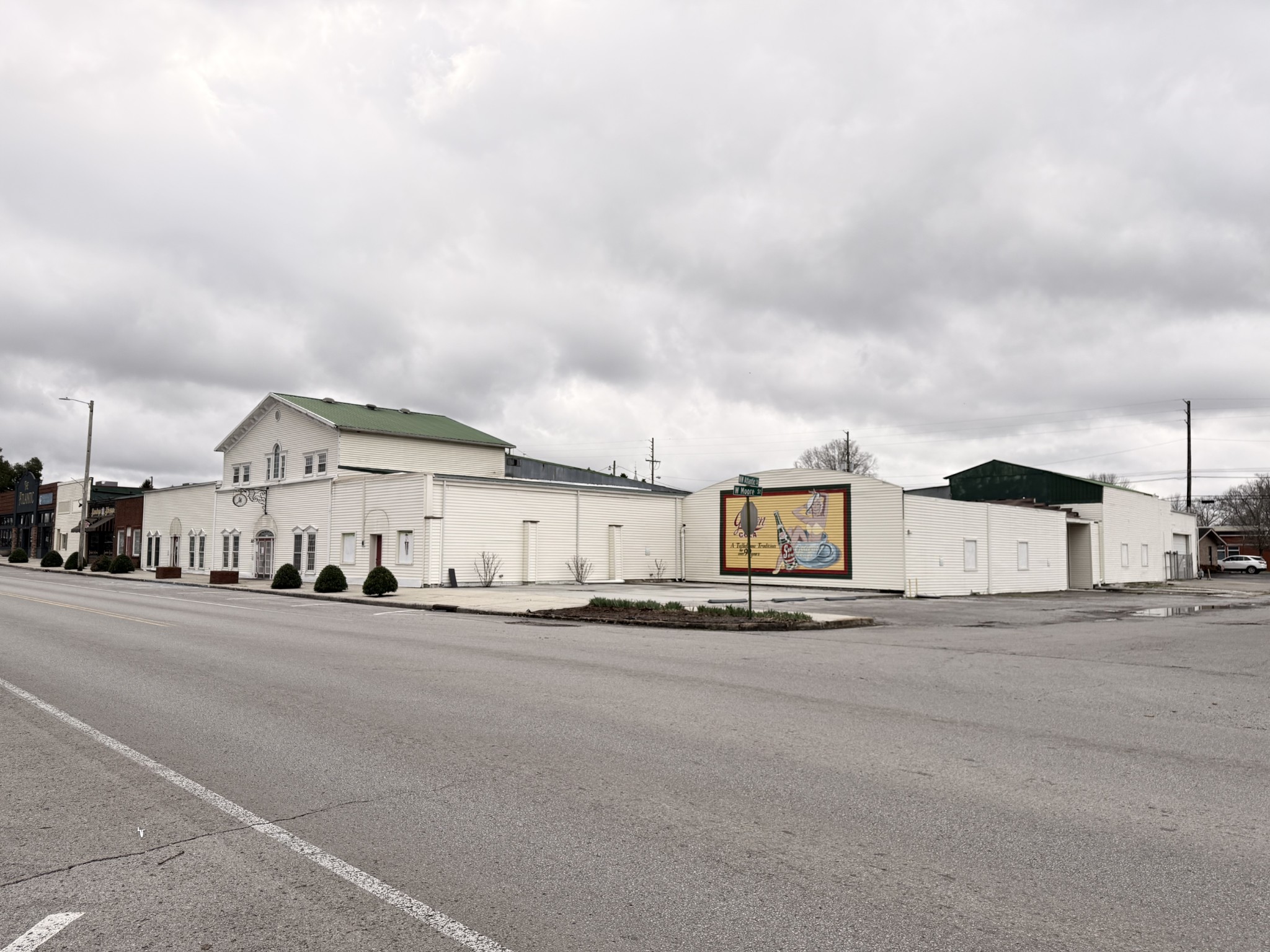 225 NW Atlantic Street Tullahoma TN 37388