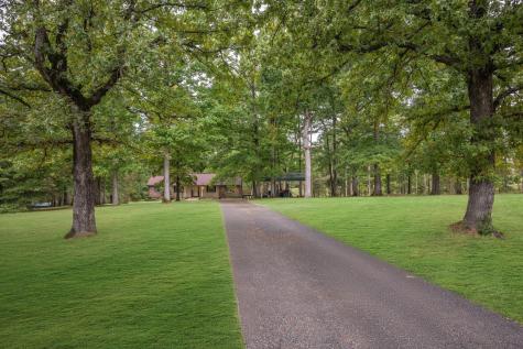 1085 Claylick Road White Bluff TN 37187